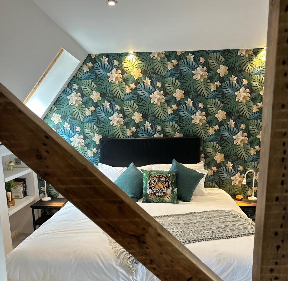 Cardiff Arms Bistro & Hotel Treorky Luaran gambar