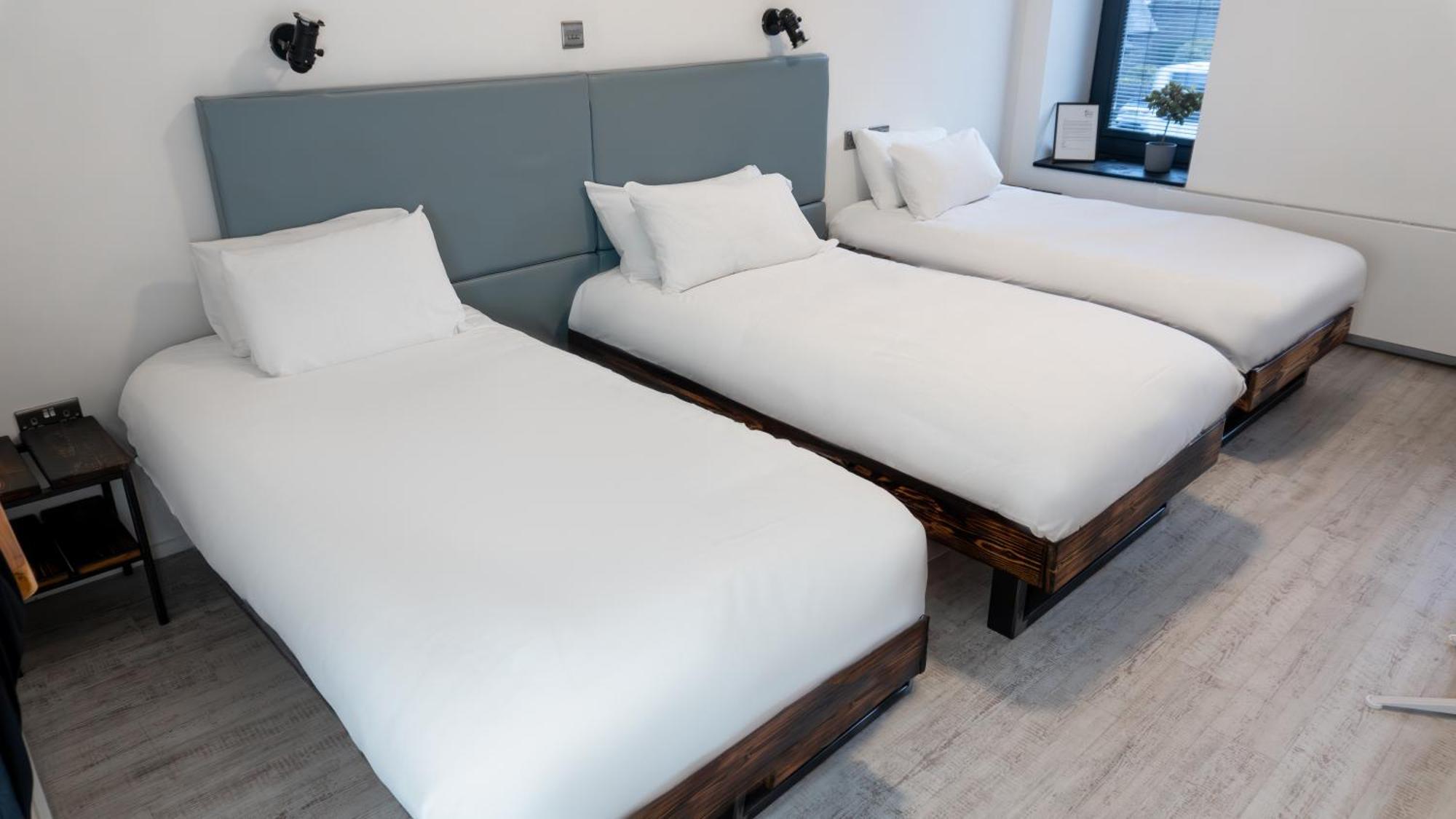 Cardiff Arms Bistro & Hotel Treorky Luaran gambar